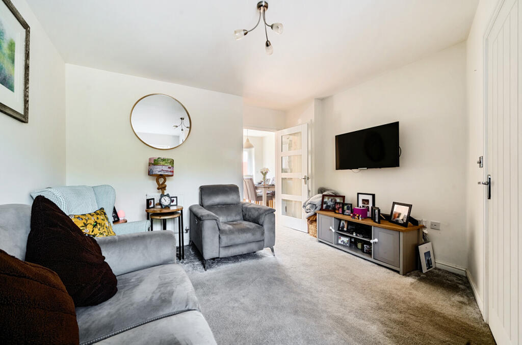 1335695-27-689b27...