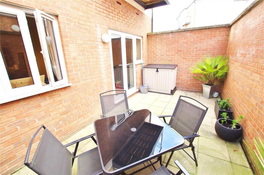 Ley Farm Close, Watford, WD25