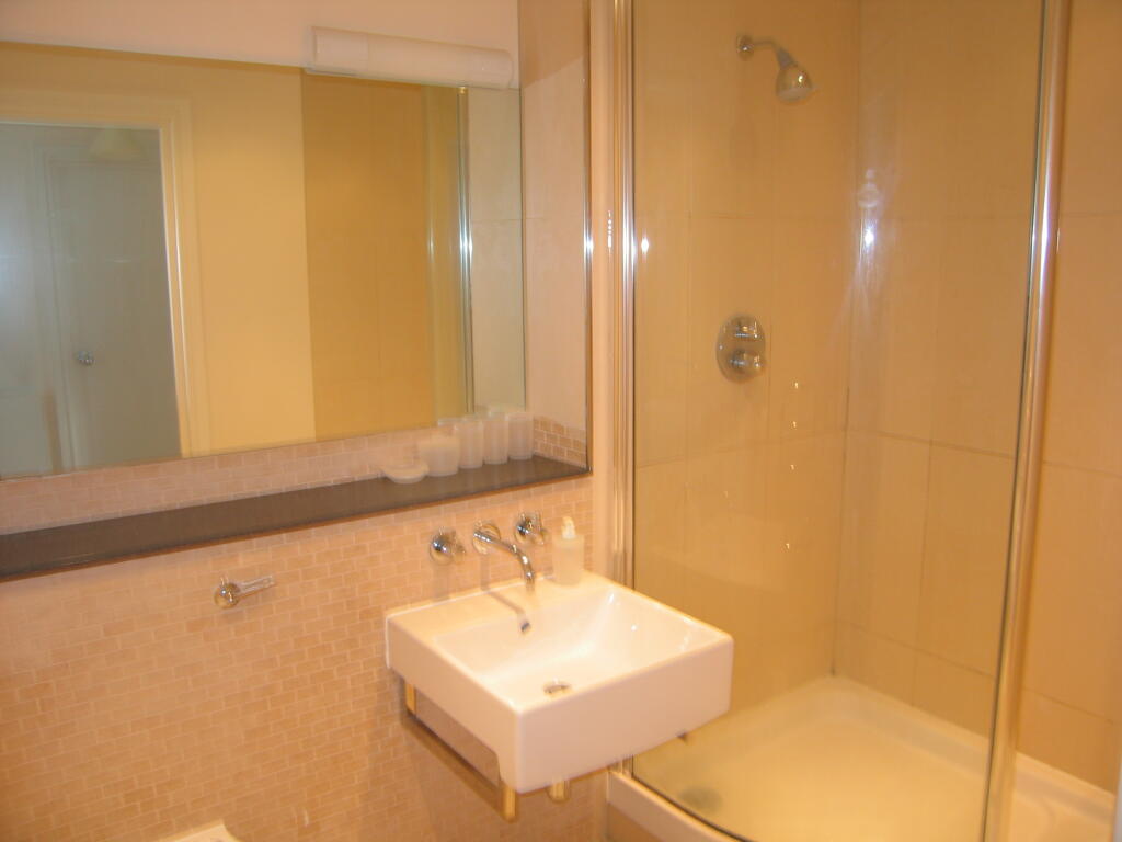 Photo 04