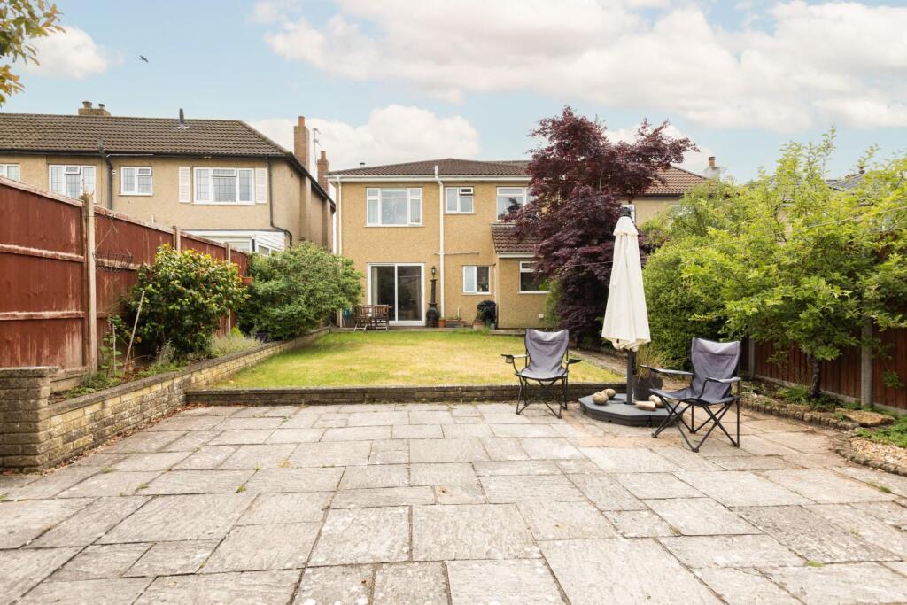 29 Morley Avenue-27.jpg