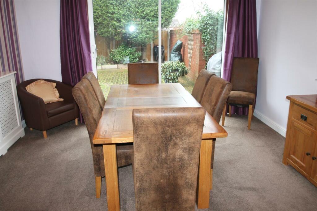 curlew dining room 2.jpg