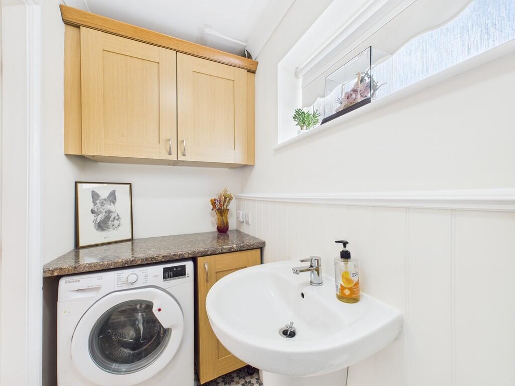 CAM01835G0-PR0217...