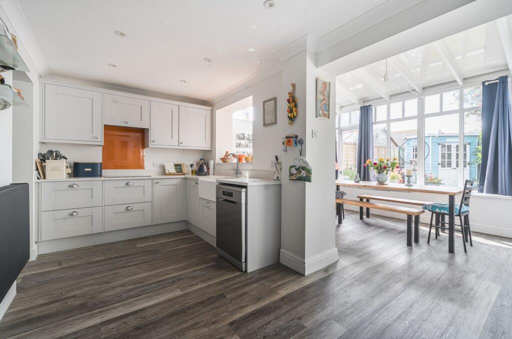 Kitch/ Breakfast Room
