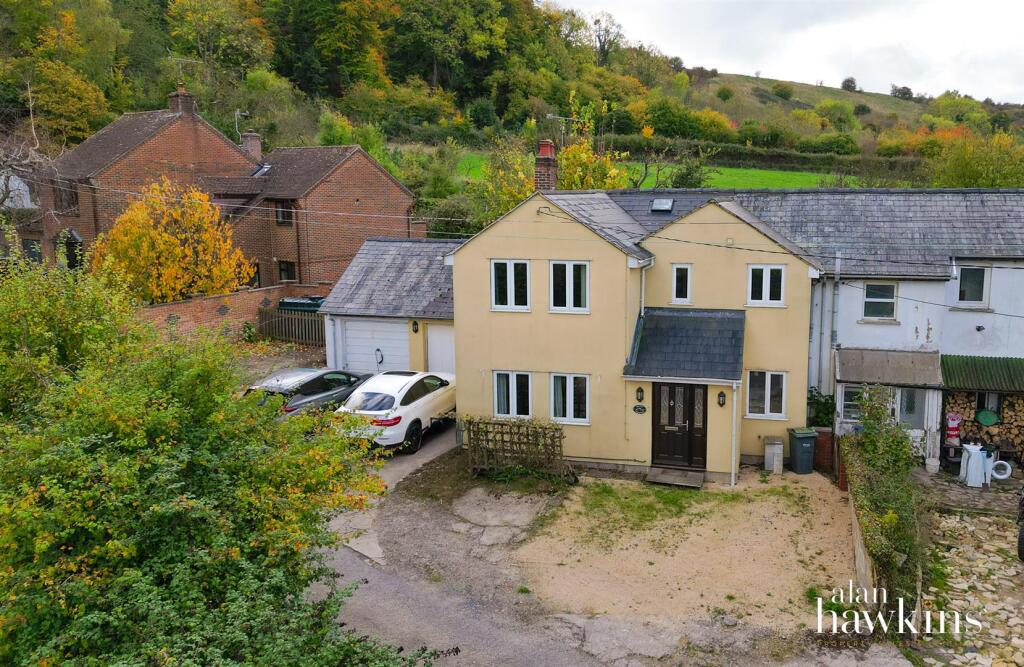 Horns Lane, Broad Town SN4 7