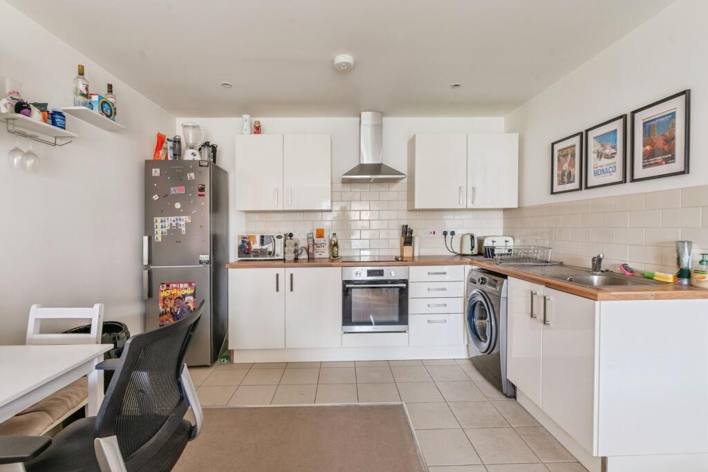 41a19134de46f011877a000d3a7f87b0