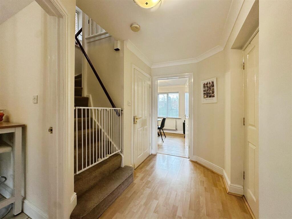 c33bdeed--4F95-A67E-F16BC33EDB80-62512-000014DE67F