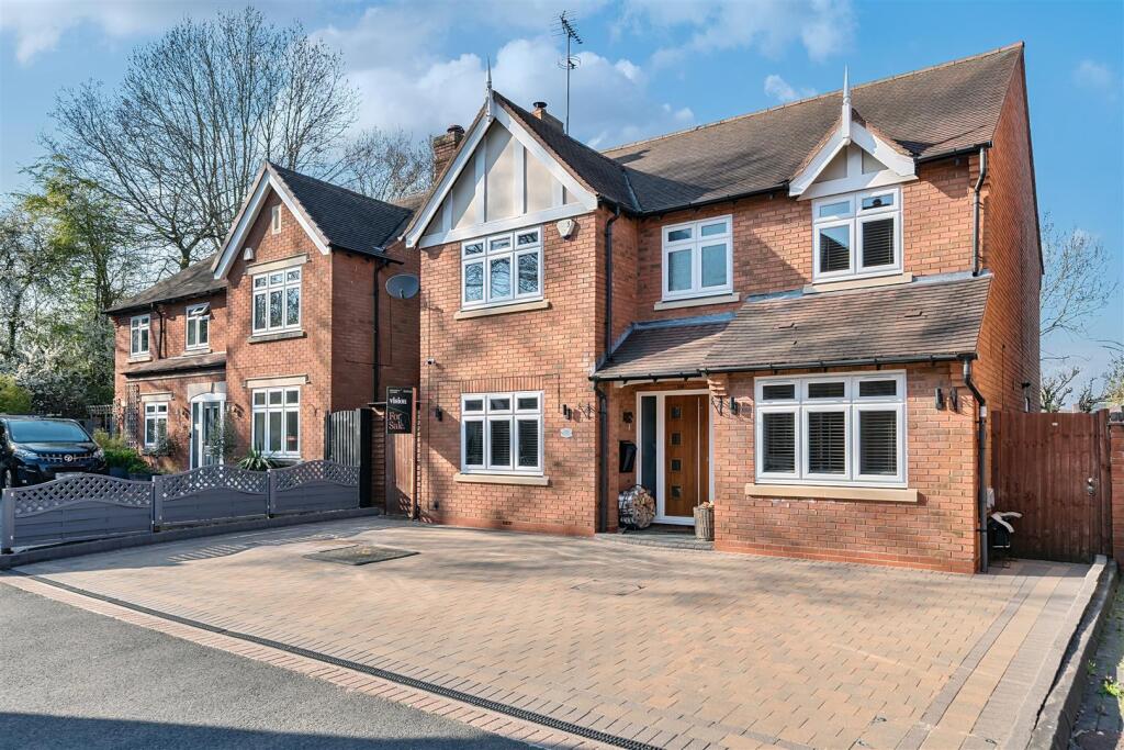 Lapworth Oaks, Lapworth