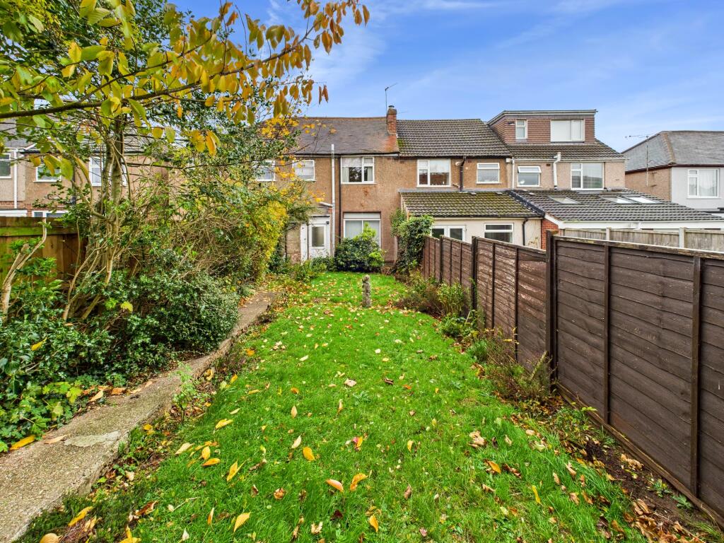 CAM05192G0-PR0173-STILL015