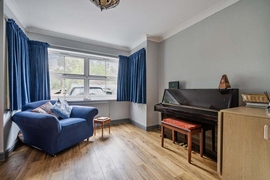 1299942-23-6839fd...