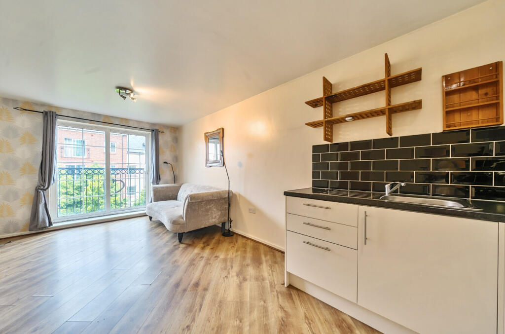 1318965-8-6874f06...