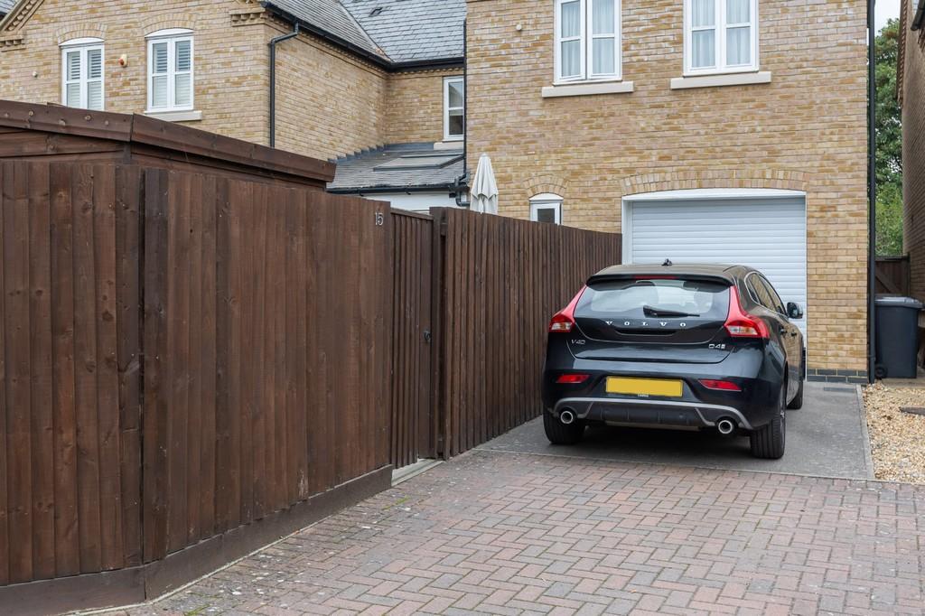 Garage &amp; Park...