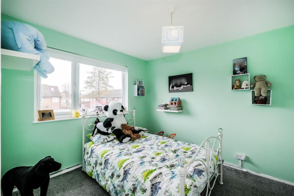 Field Close-8_web.jpg