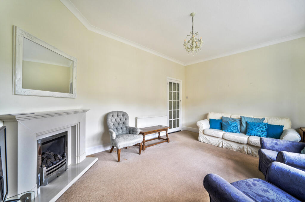 1303909-9-68416af...