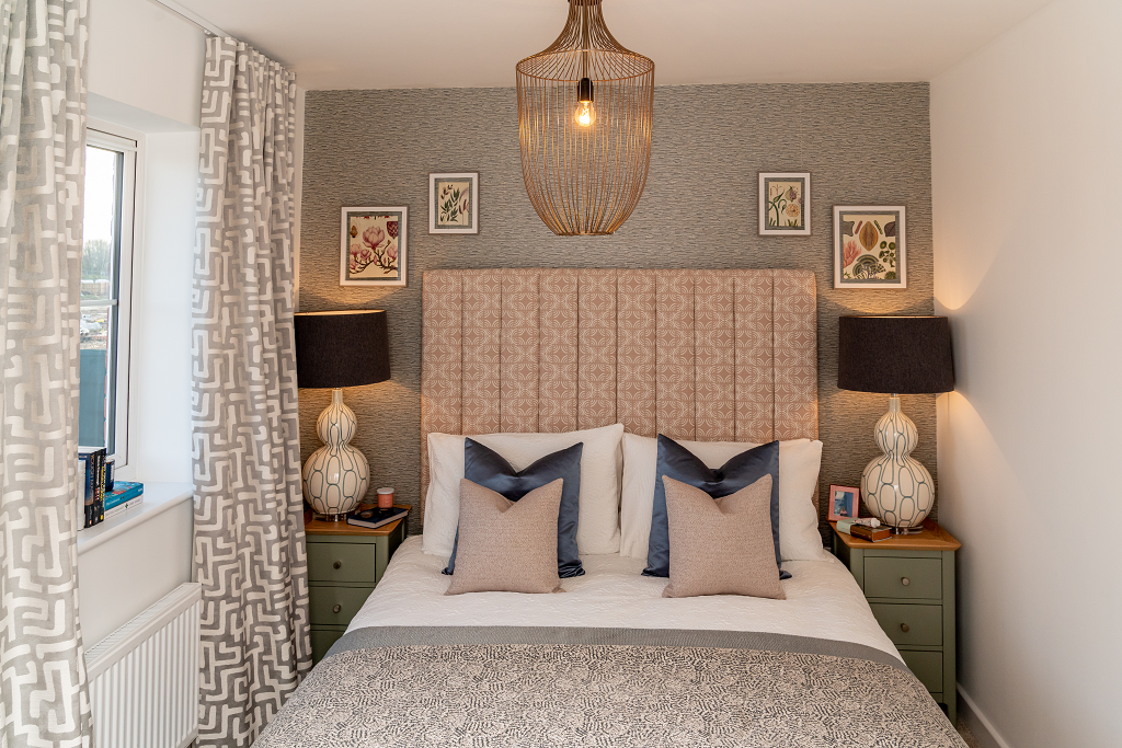 Similar Show Home