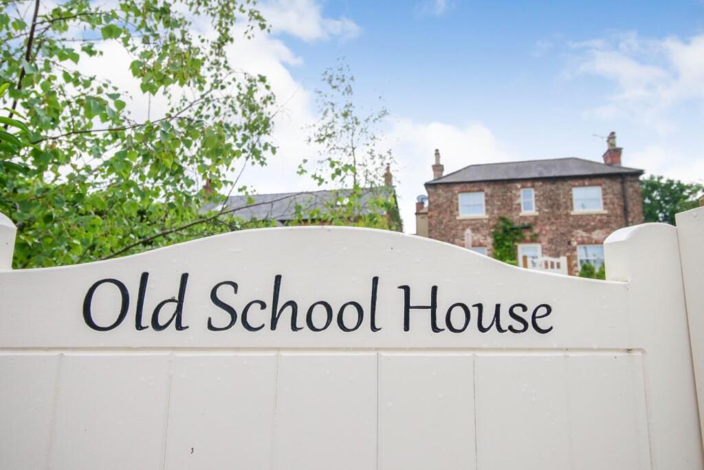 tlc_f40866d5-250f-4a8f-8e58-c06e63896c1c_1ff4ff5.j