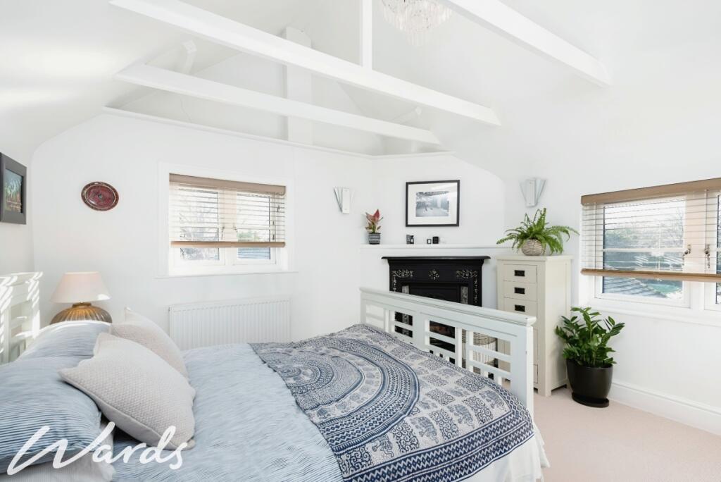 64b57e9e-Bedroom 201