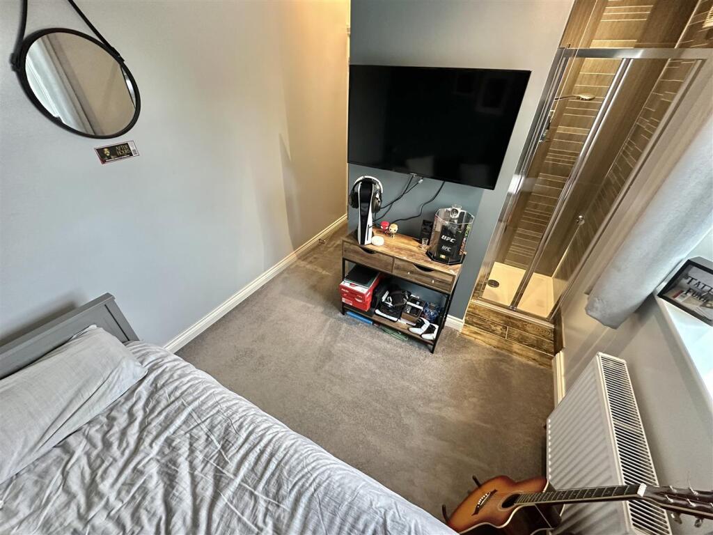 Bramleys Estate Agents - Park Avenue - Liversedge 