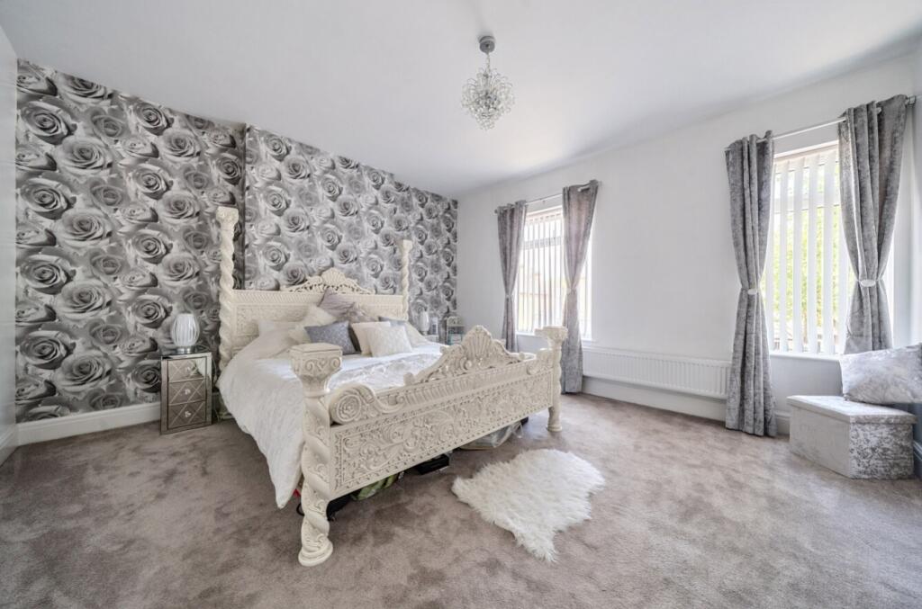 1297866-2-6830965d30f7e-ARW