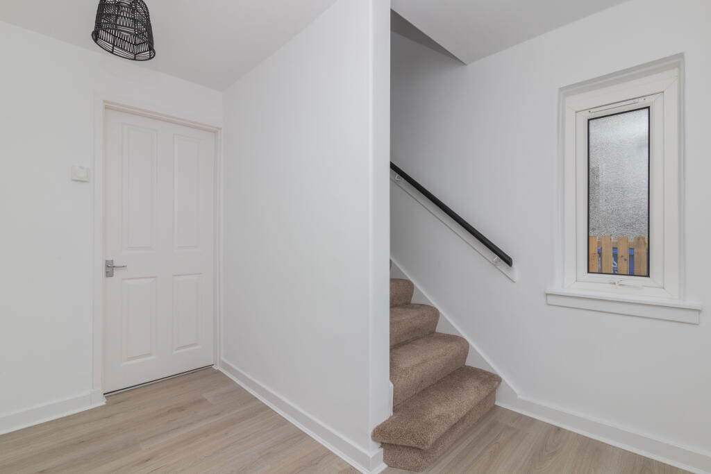 10 waverley road pa20ae L-15