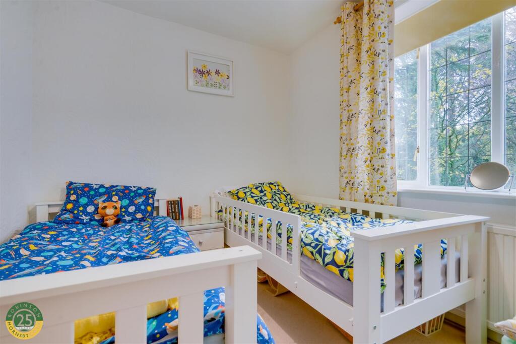 Bedroom 4- 1.jpg