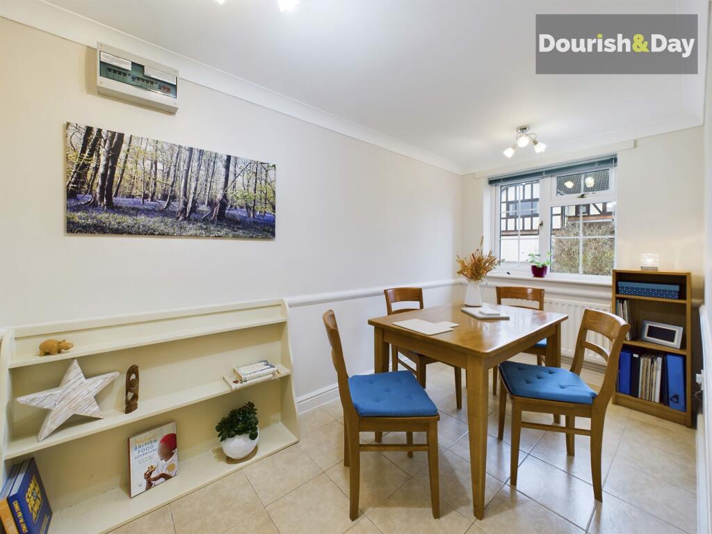 Breakfast Room