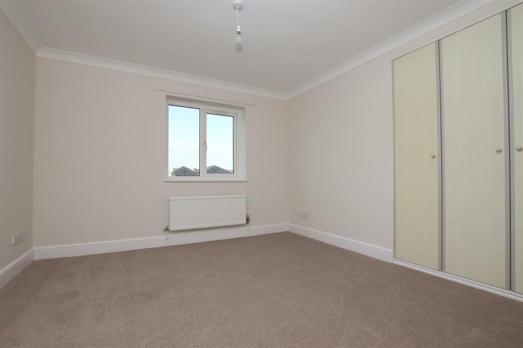 Bedroom 1.JPG