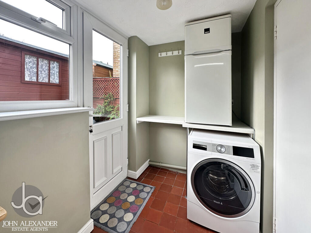 20251025_09511616...