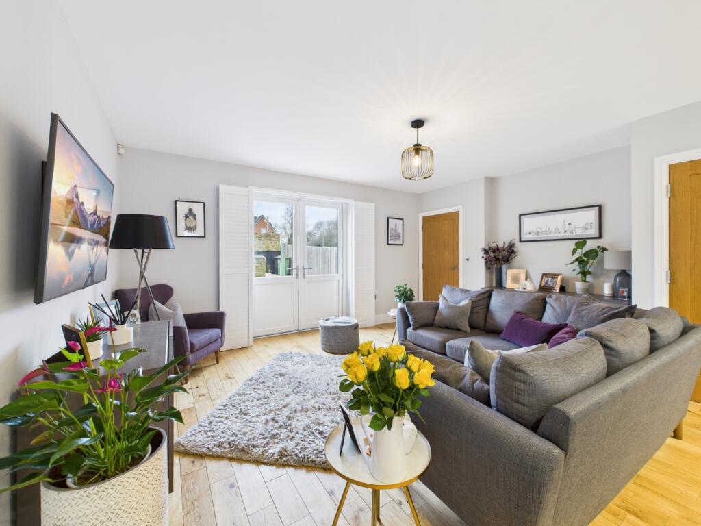 Kitchen Living Area 