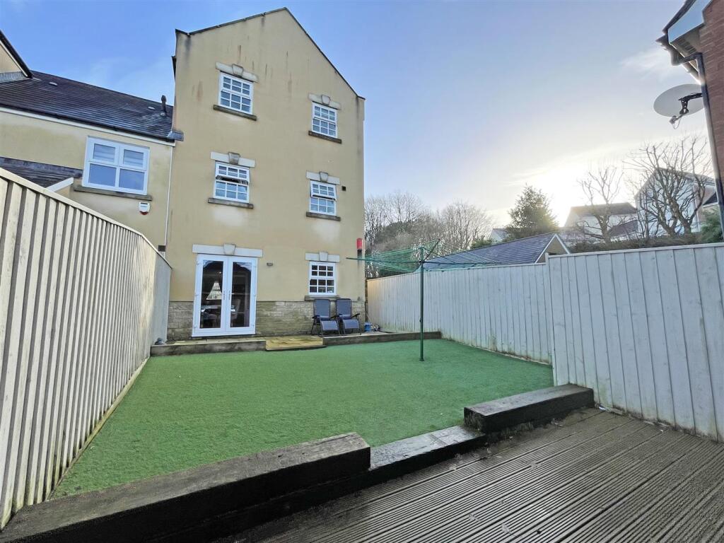 Temeraire Road 85 rear of property for inside.jpg