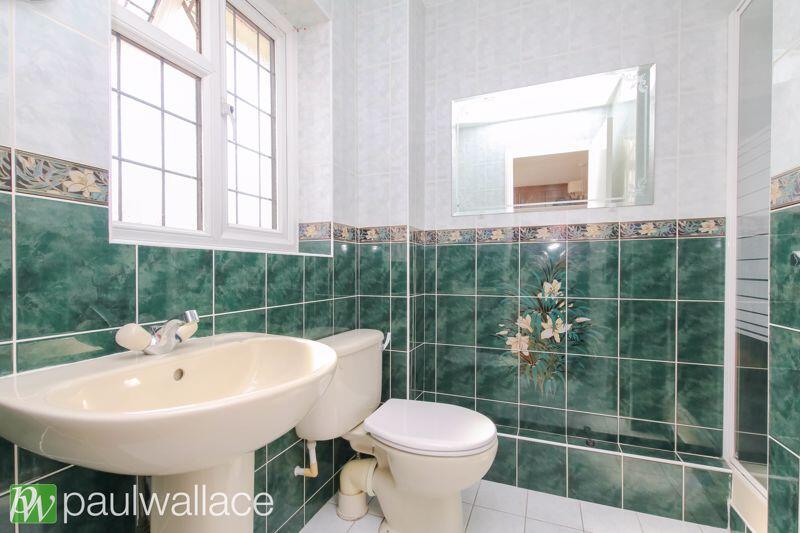 Ensuite