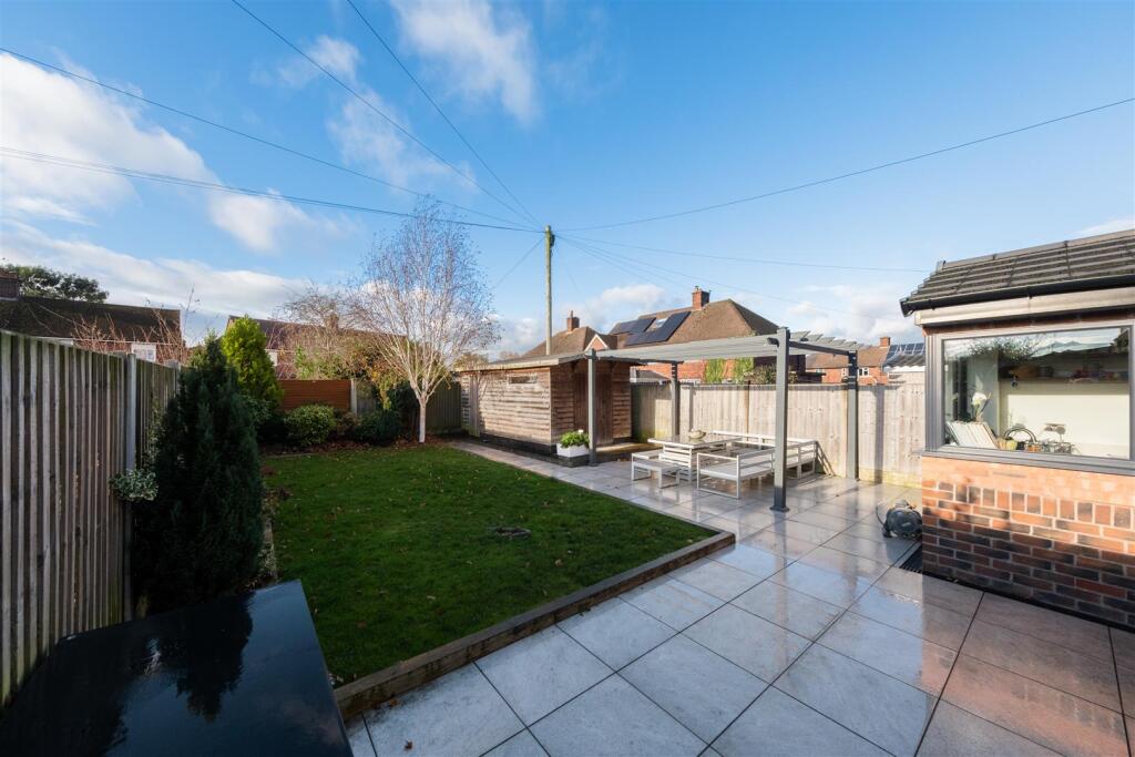 51 Weaverham Road 2-005.jpg