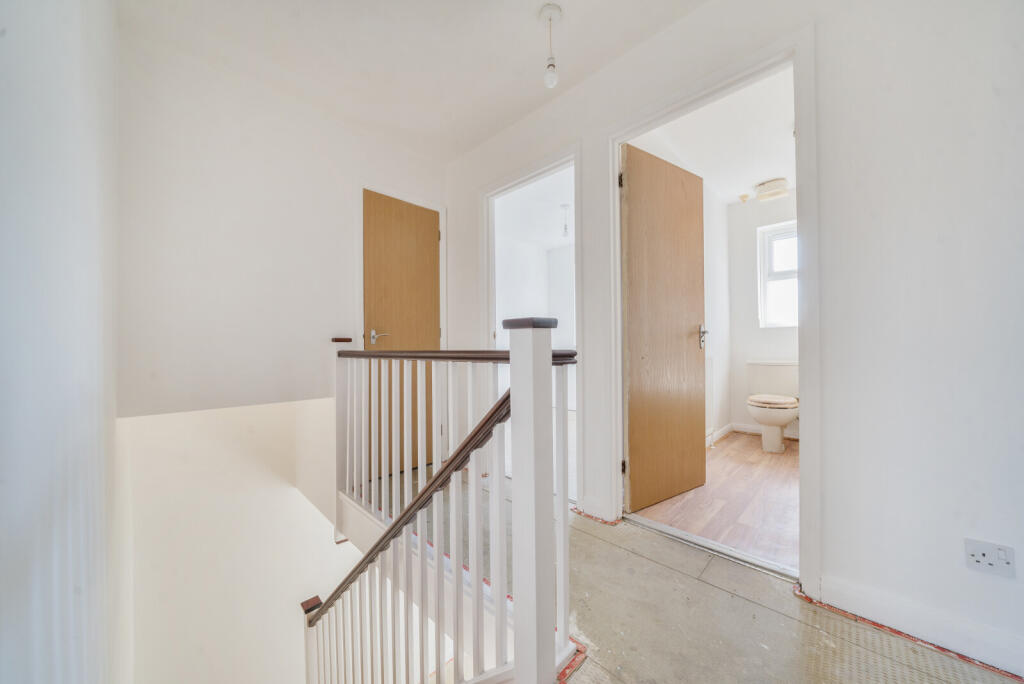 1321693-18-686cd8...