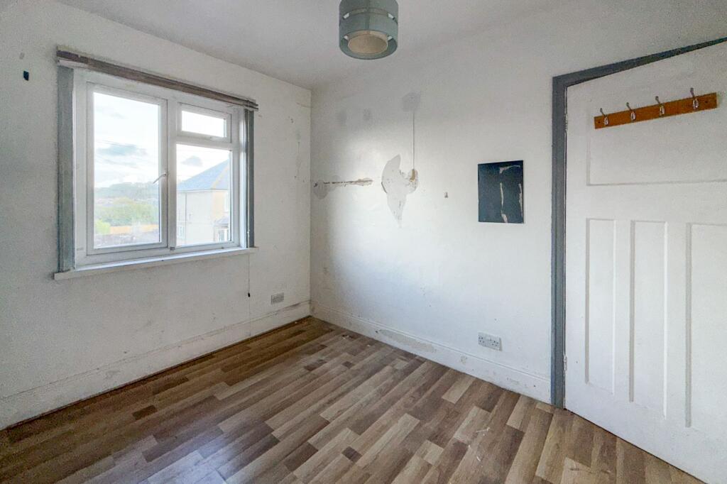 12 Lea Road, Lake, Sandown, Isle of Wight, PO36 9HX