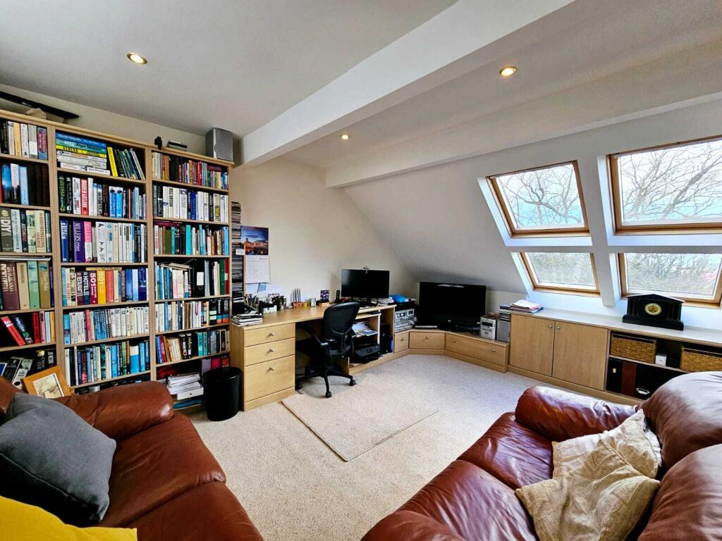 d7c75122-d51d-49a8-8175-01dfafc65048