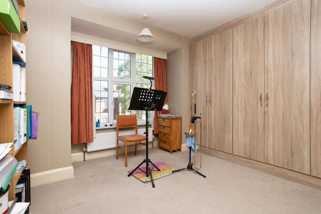 2 Westgate Road, Rugby (11).jpg