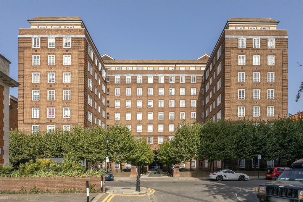 Swan Court