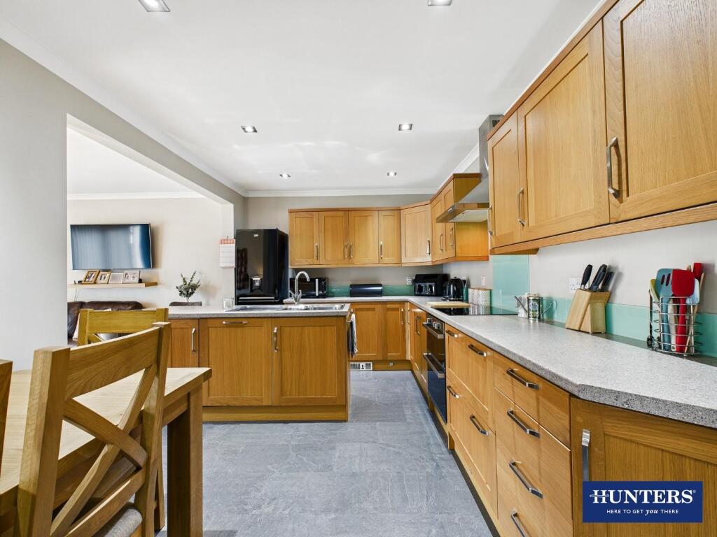 Dining Kitchen &amp; Family Room