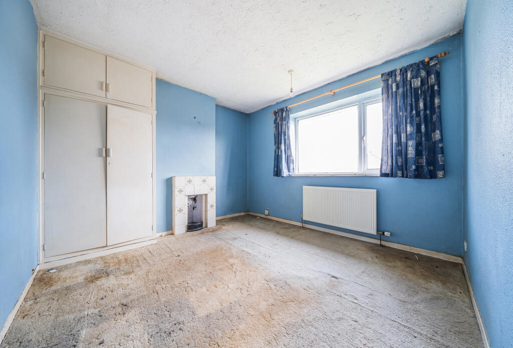 1335892-9-68cd818...