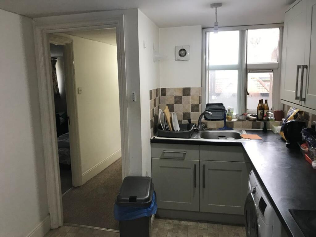 Flat 1