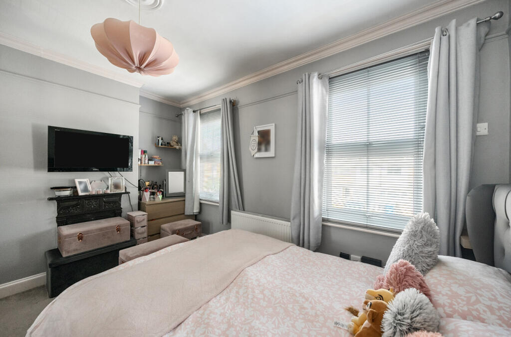 1319723-6-68686af...