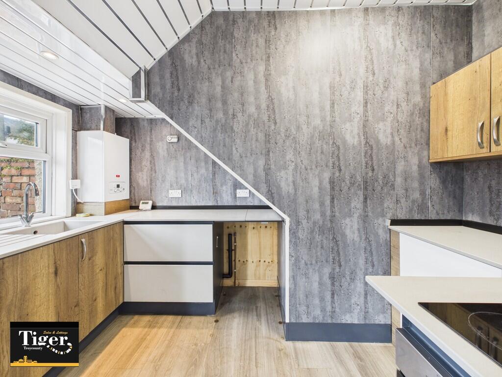 CAM03440G0-PR0432...