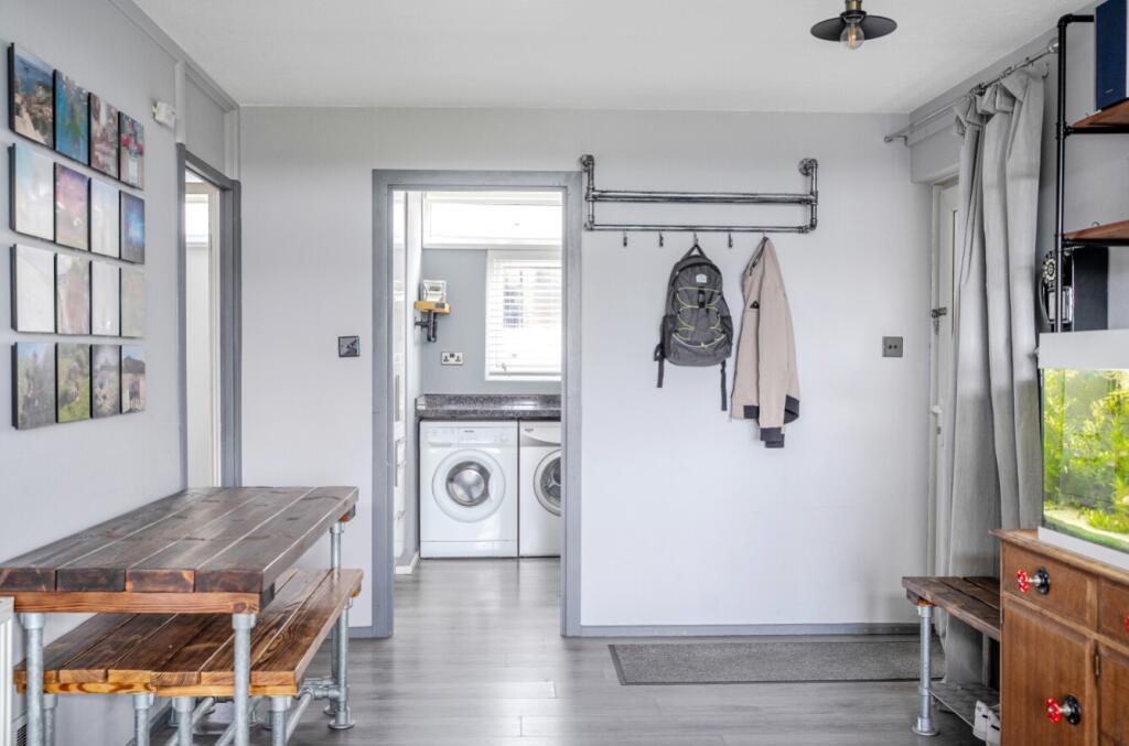 EweMove Harrogate - Living Area3