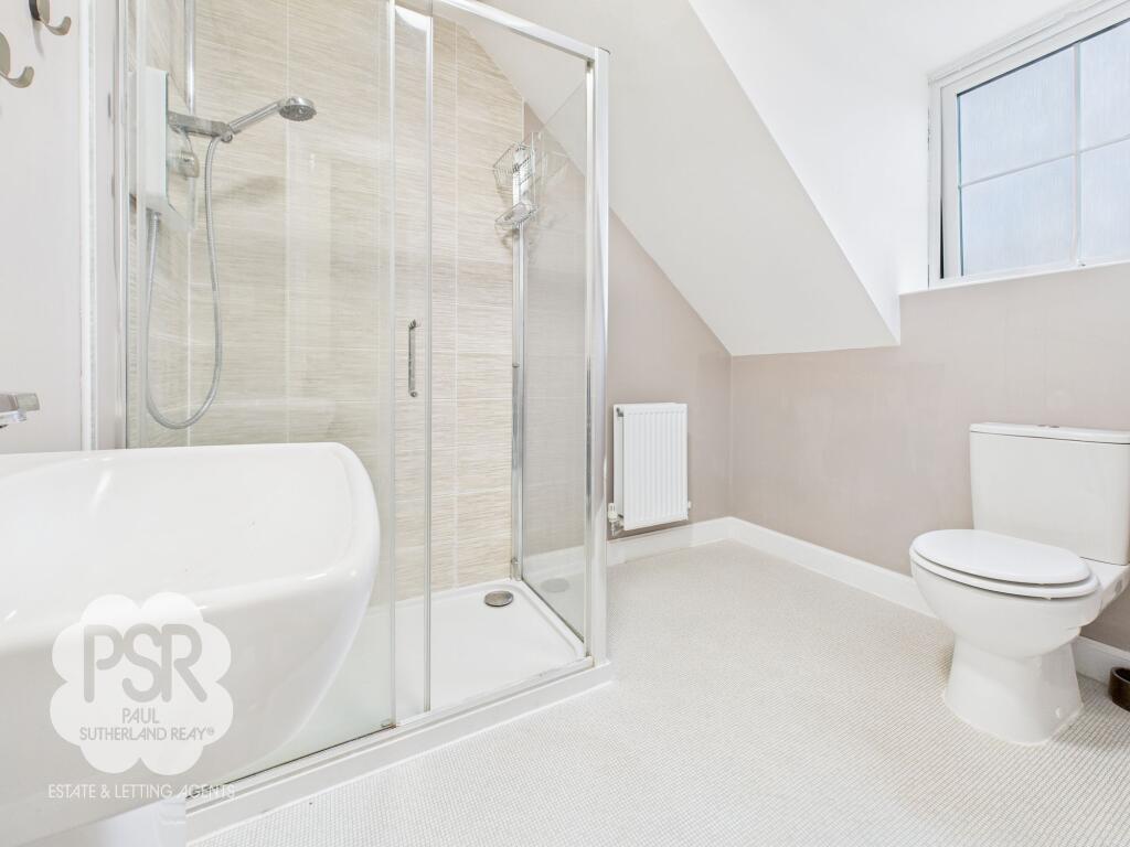 Main Bedroom - En Suite