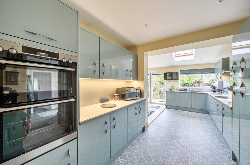 13646521068ed3dce2b996