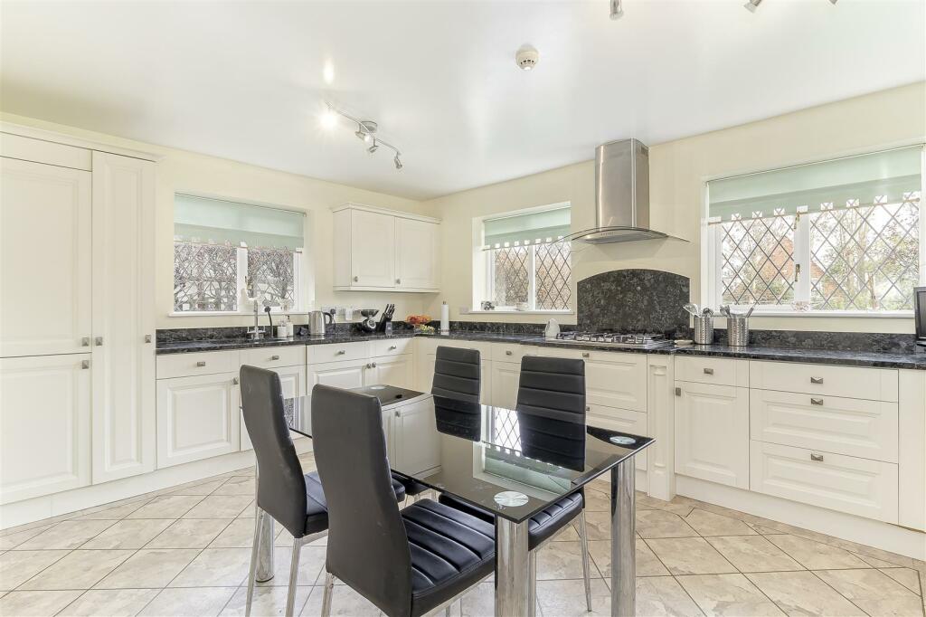 Dining Kitchen - A.jpg