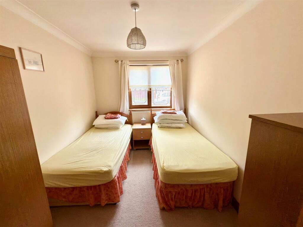 BED 3.jpg