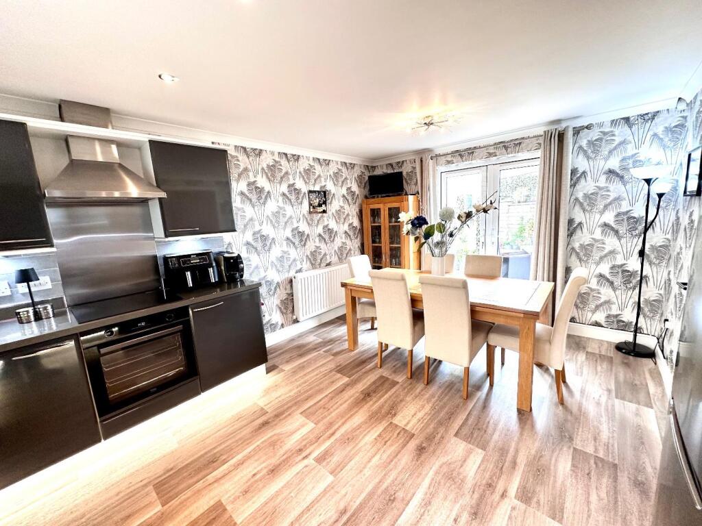 ADDITIONAL INTERNAL PHOTOGRAPHS