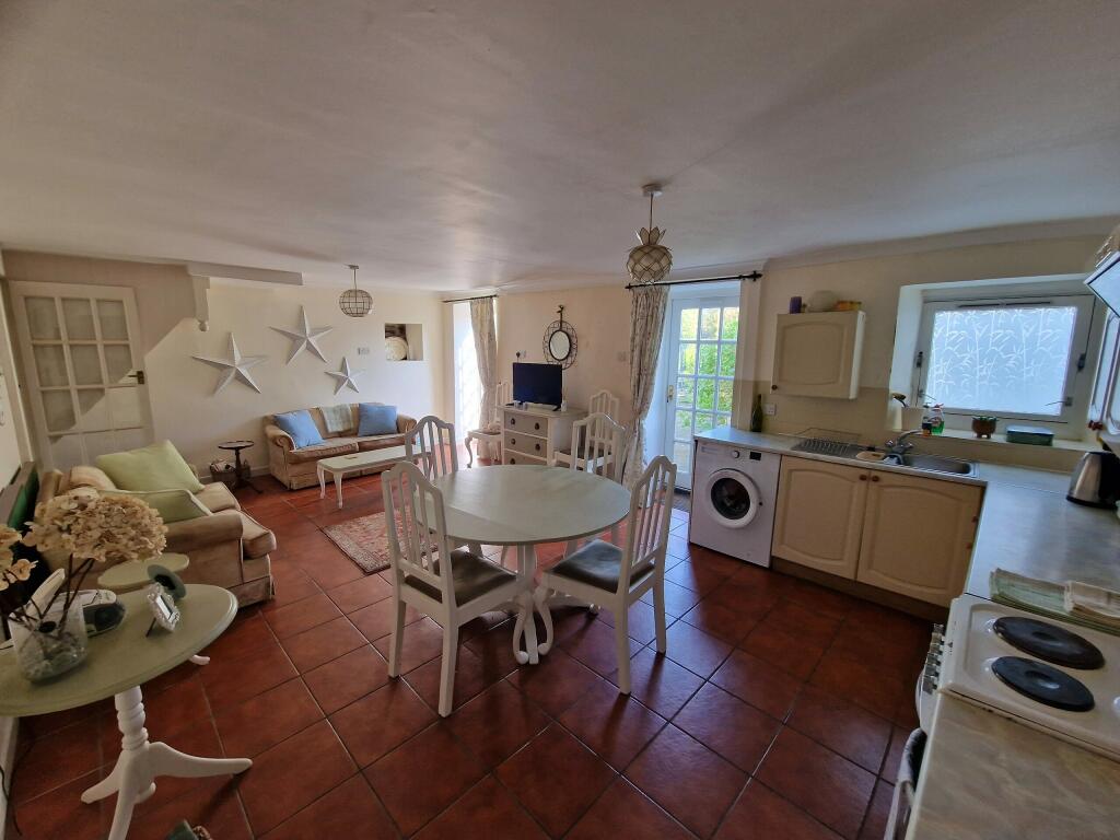 Kitchen-Family Room-angle 2