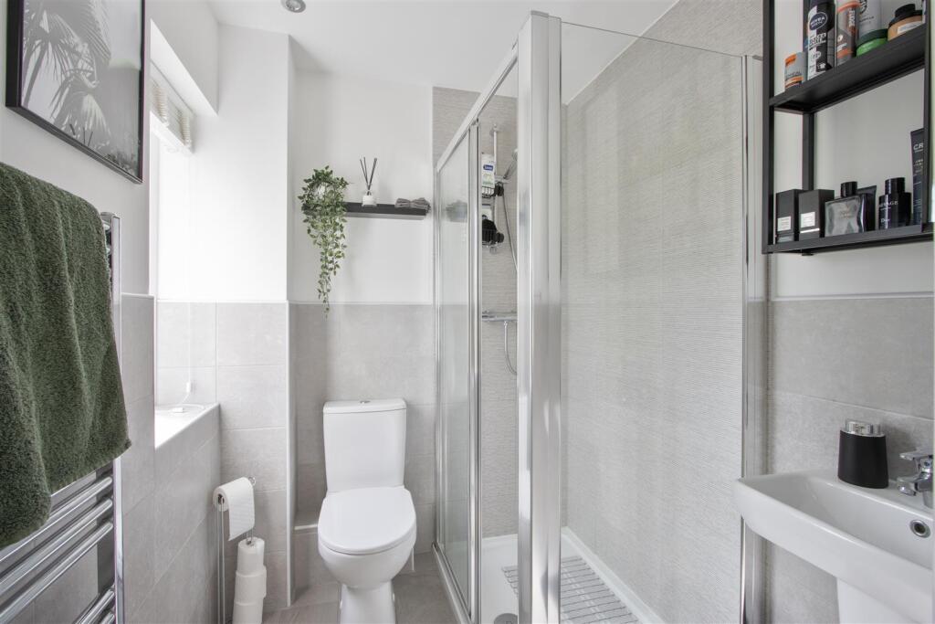 En Suite Shower Room