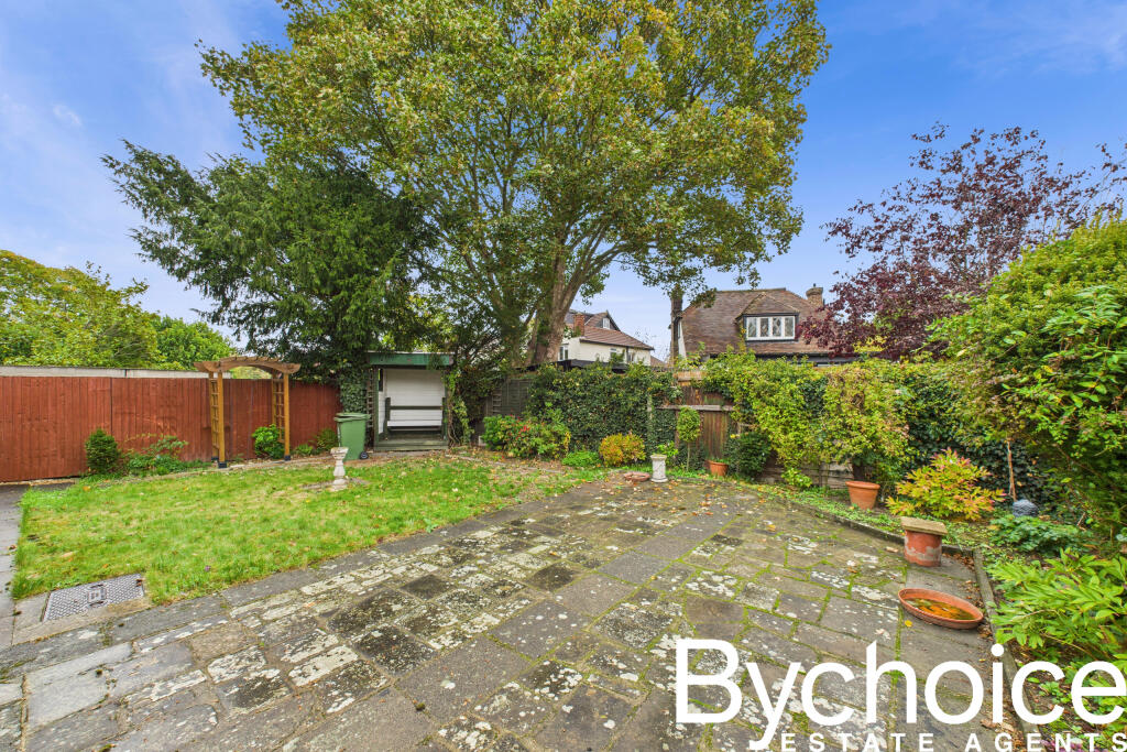 CAM05454G0-PR0060-STILL015